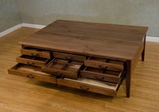 Puzzle game coffee table