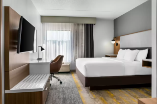 One King Bed