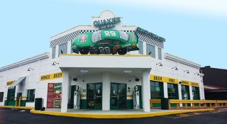 Quaker Steak and Lube