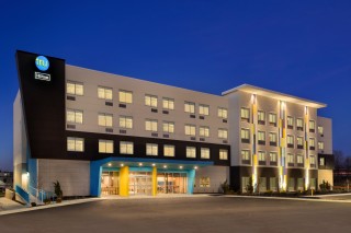 Tru by Hilton York