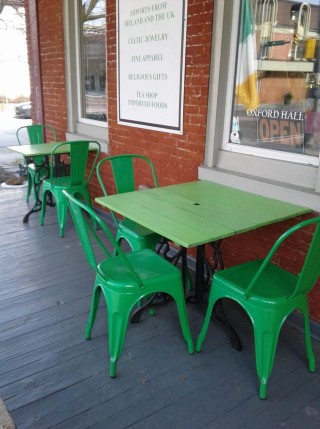 Outdoor Dining on the Front Porch